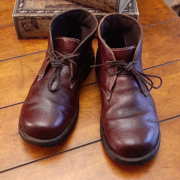 keen chukka boots